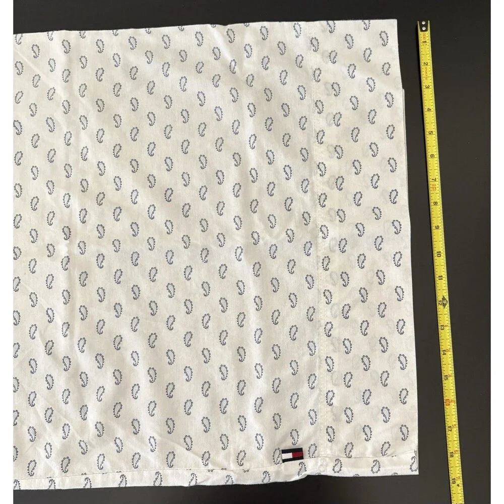 Tommy Hilfiger Standard Pillowcases (2)  100 % Cotton Vintage